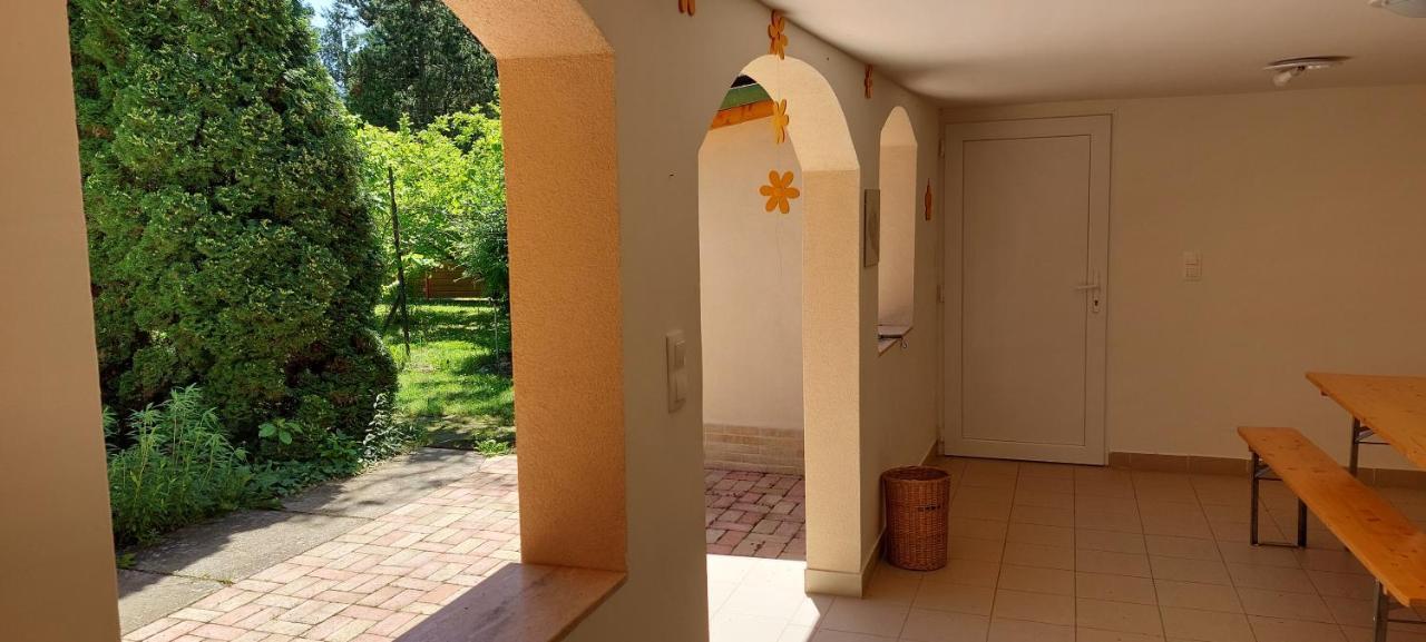 Hostel Zamárdi Extérieur photo